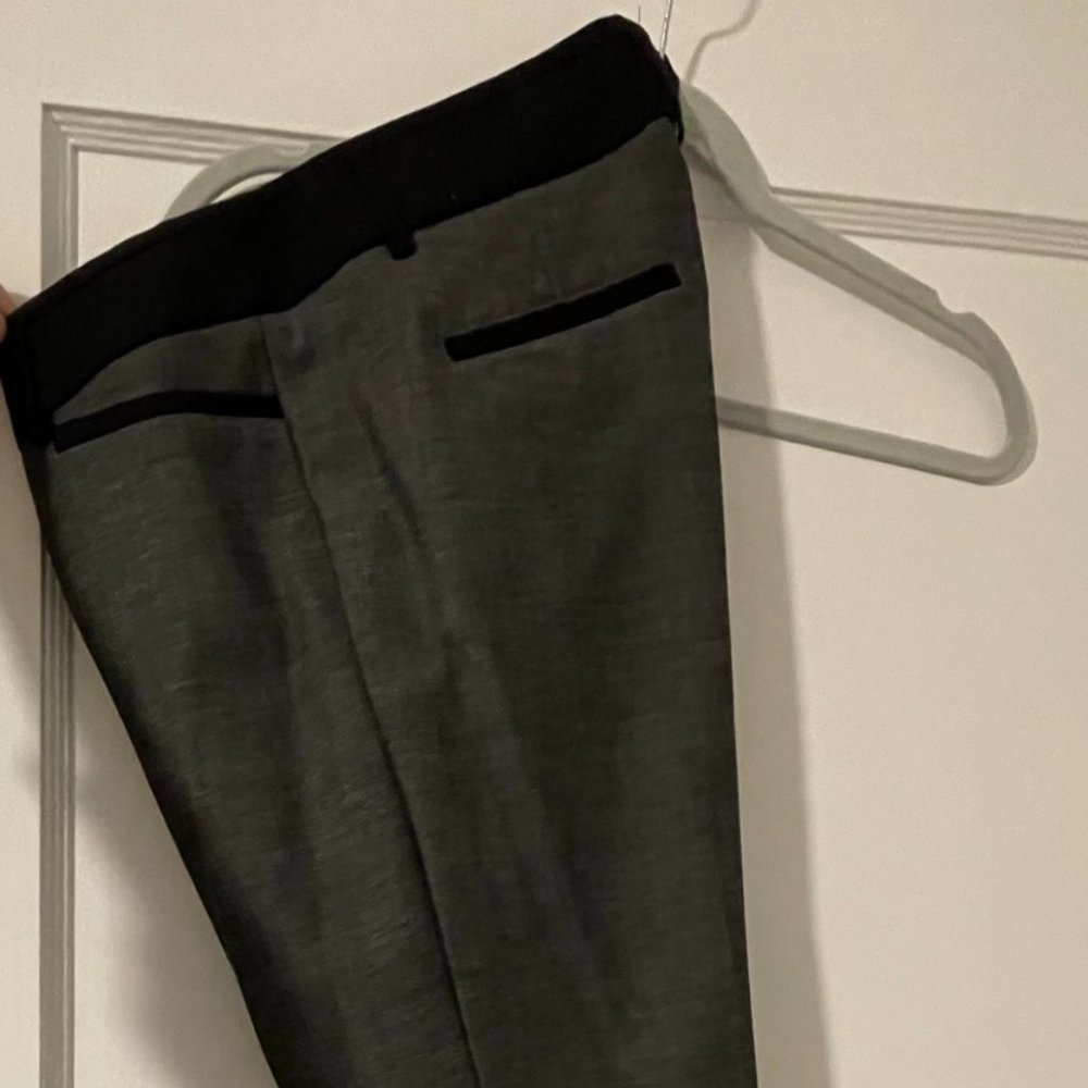 Express Columnist Gray/Black Business Casual Pants Studio Stretch